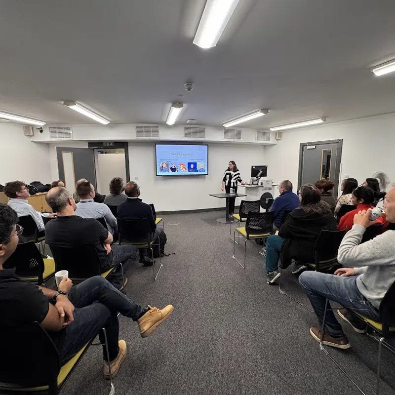 Speaker Frances Brown presenting her talk to audience at DiNG meetup.